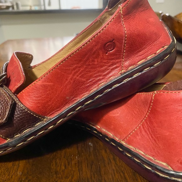 BORN - Red Brown Leather Handcrafted Buckle Slip On Loafers - Picture 3 of 7